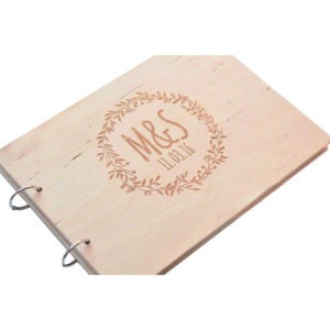 Holz-Gästebuch “Kranz” – Personalisiert